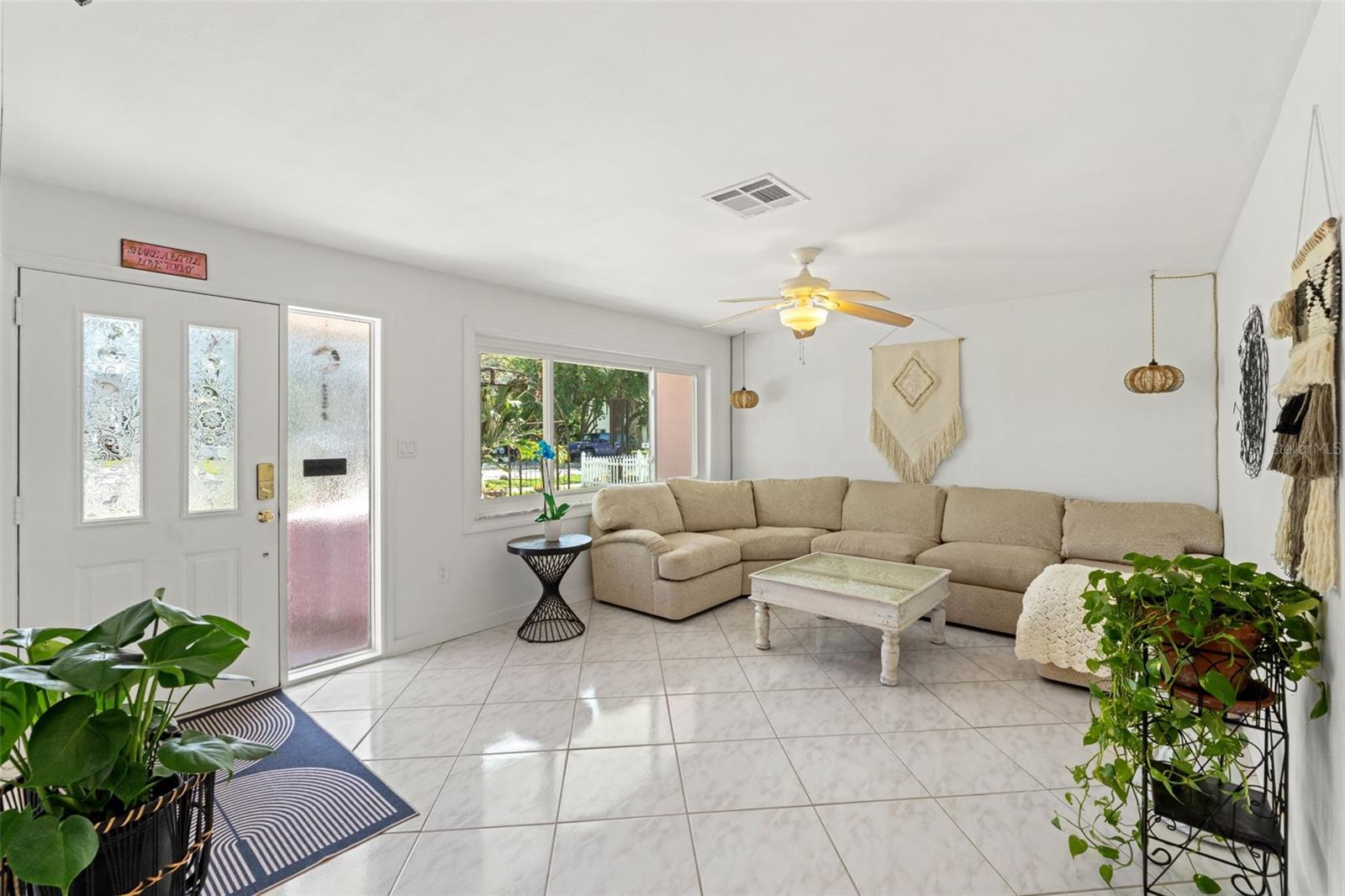 408 PINEAPPLE ST, TARPON SPRINGS, FL, 34689