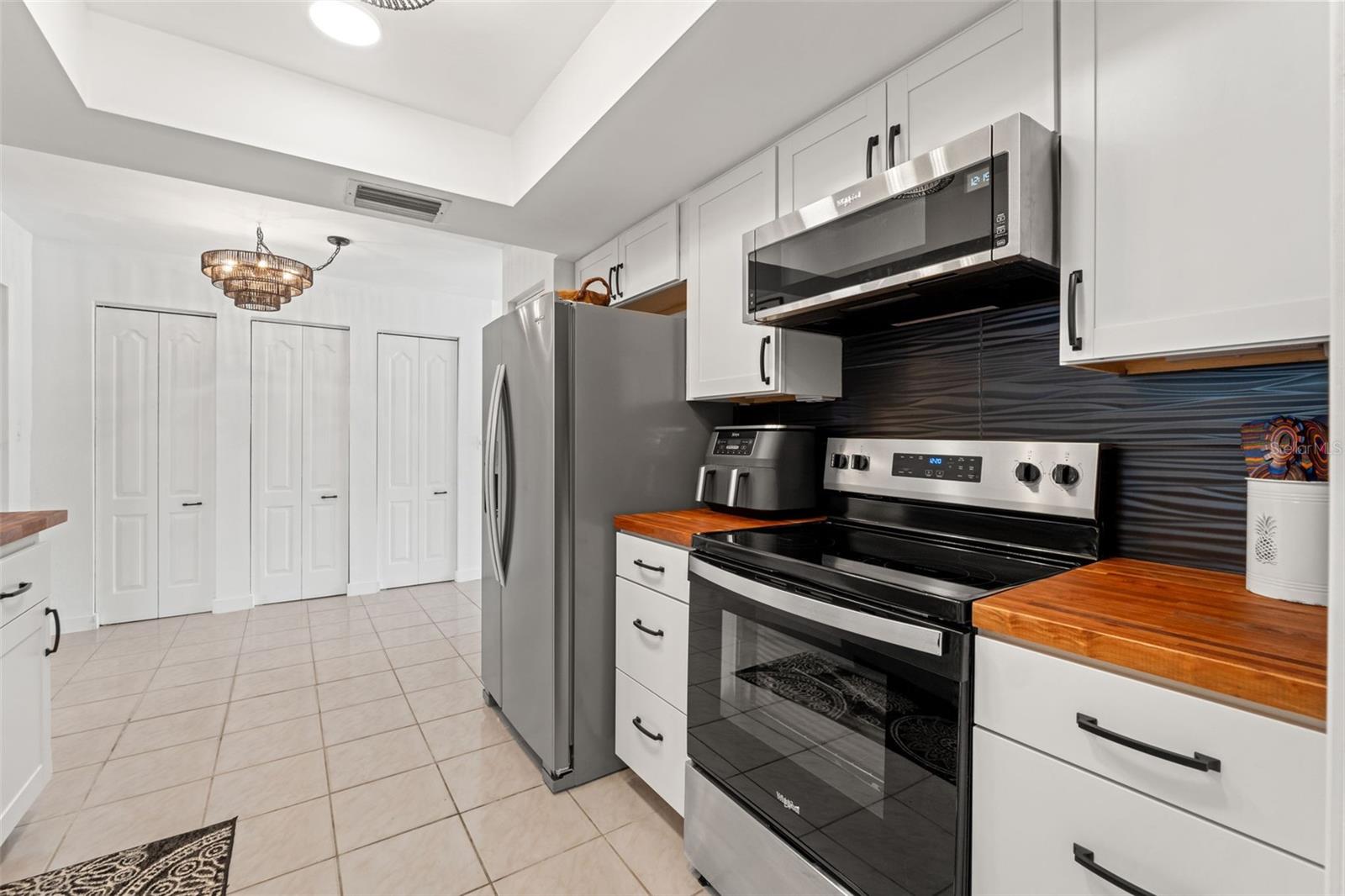 408 PINEAPPLE ST, TARPON SPRINGS, FL, 34689