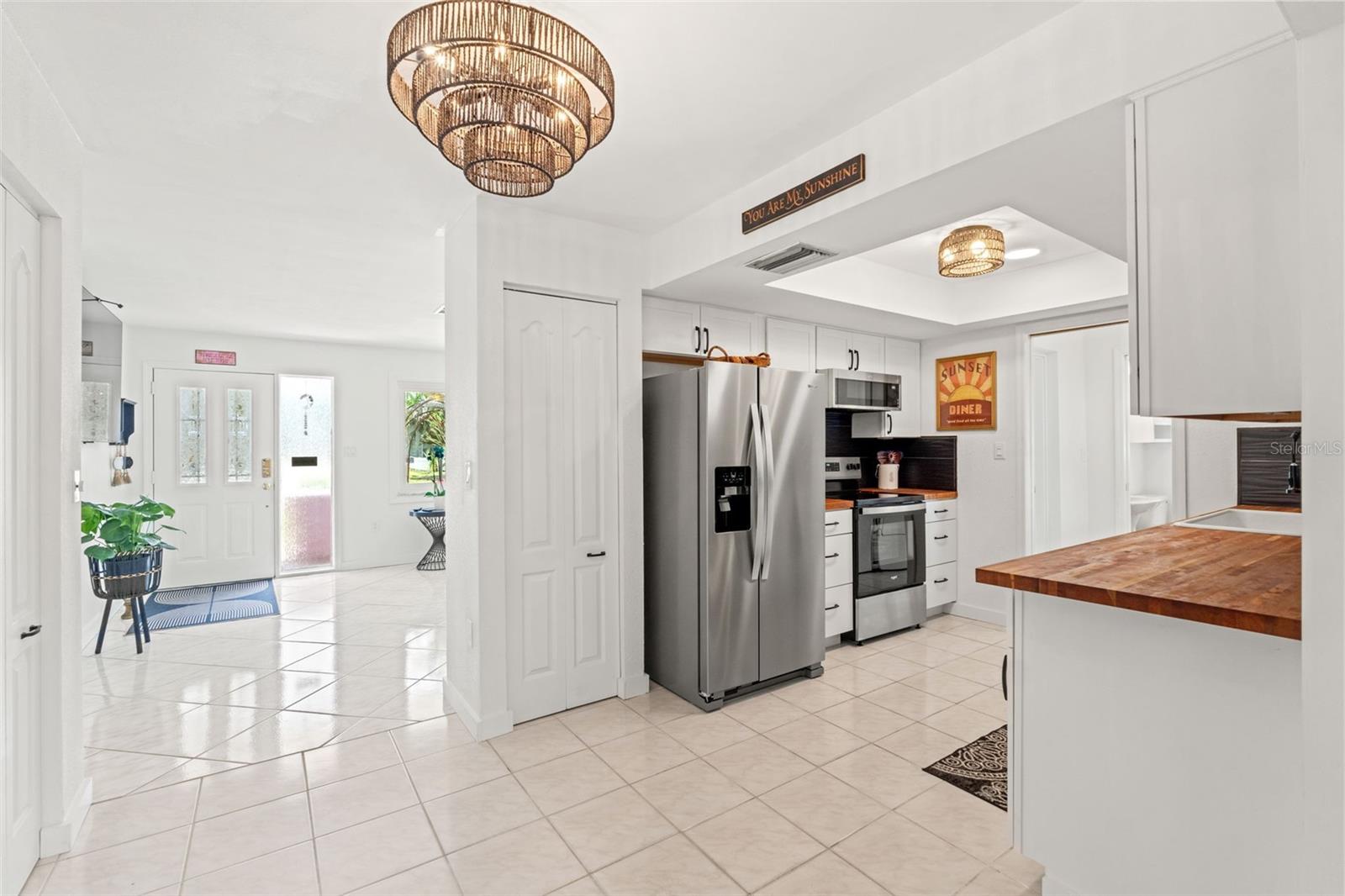 408 PINEAPPLE ST, TARPON SPRINGS, FL, 34689