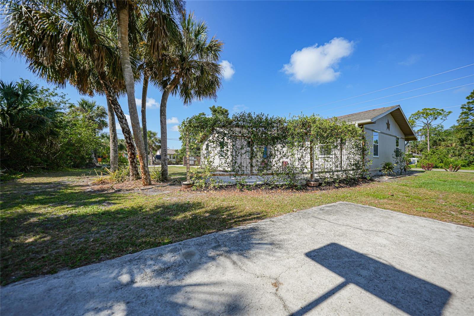 2820 S CRANBERRY BLVD, NORTH PORT, FL, 34286