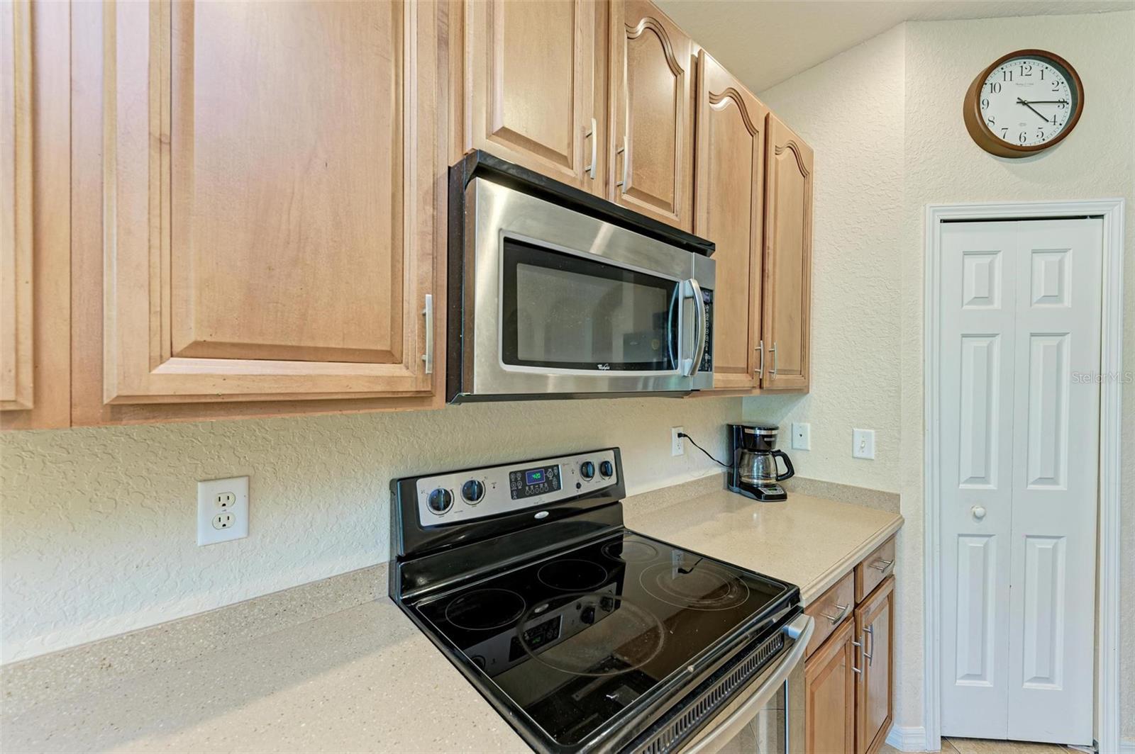 3619 PARKRIDGE CIR #11-102, SARASOTA, FL, 34243