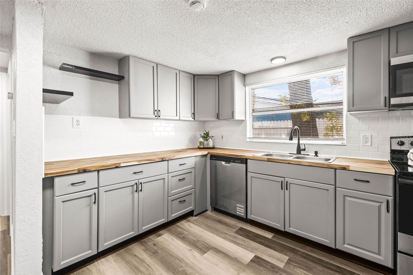 9216 MARK TWAIN LN, PORT RICHEY, FL, 34668