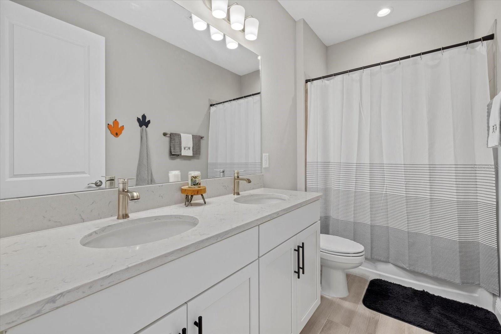 17676 SAVORY MIST CIR, BRADENTON, FL, 34211