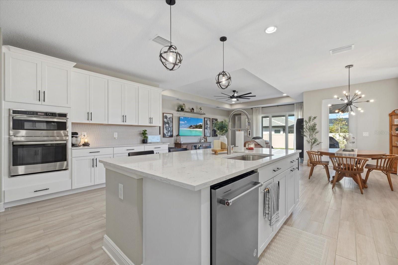 17676 SAVORY MIST CIR, BRADENTON, FL, 34211