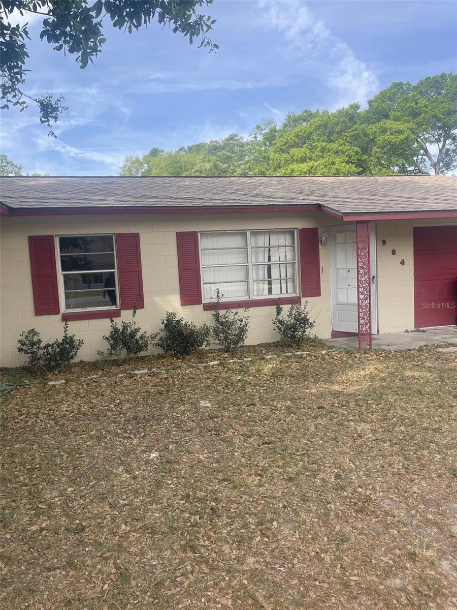 904 HICKORY AVE, FRUITLAND PARK, FL, 34731