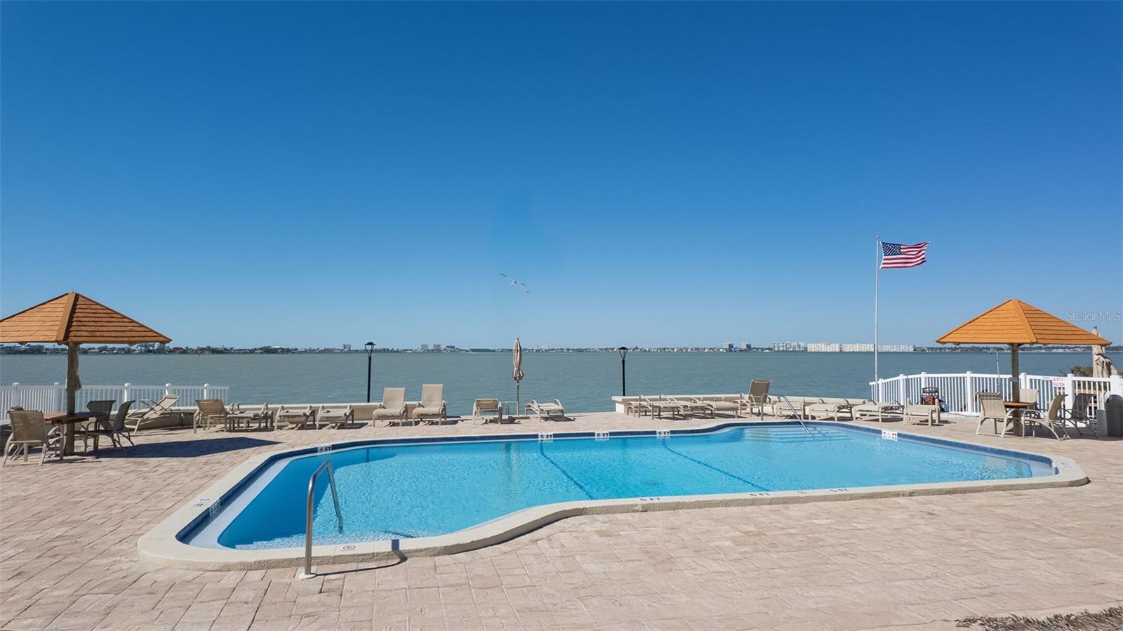 6265 SUN BLVD #1106, ST PETERSBURG, FL, 33715