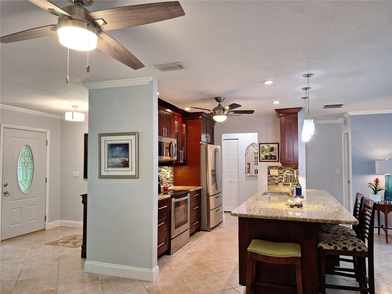 30 HARBOR LAKE CIR, SAFETY HARBOR, FL, 34695