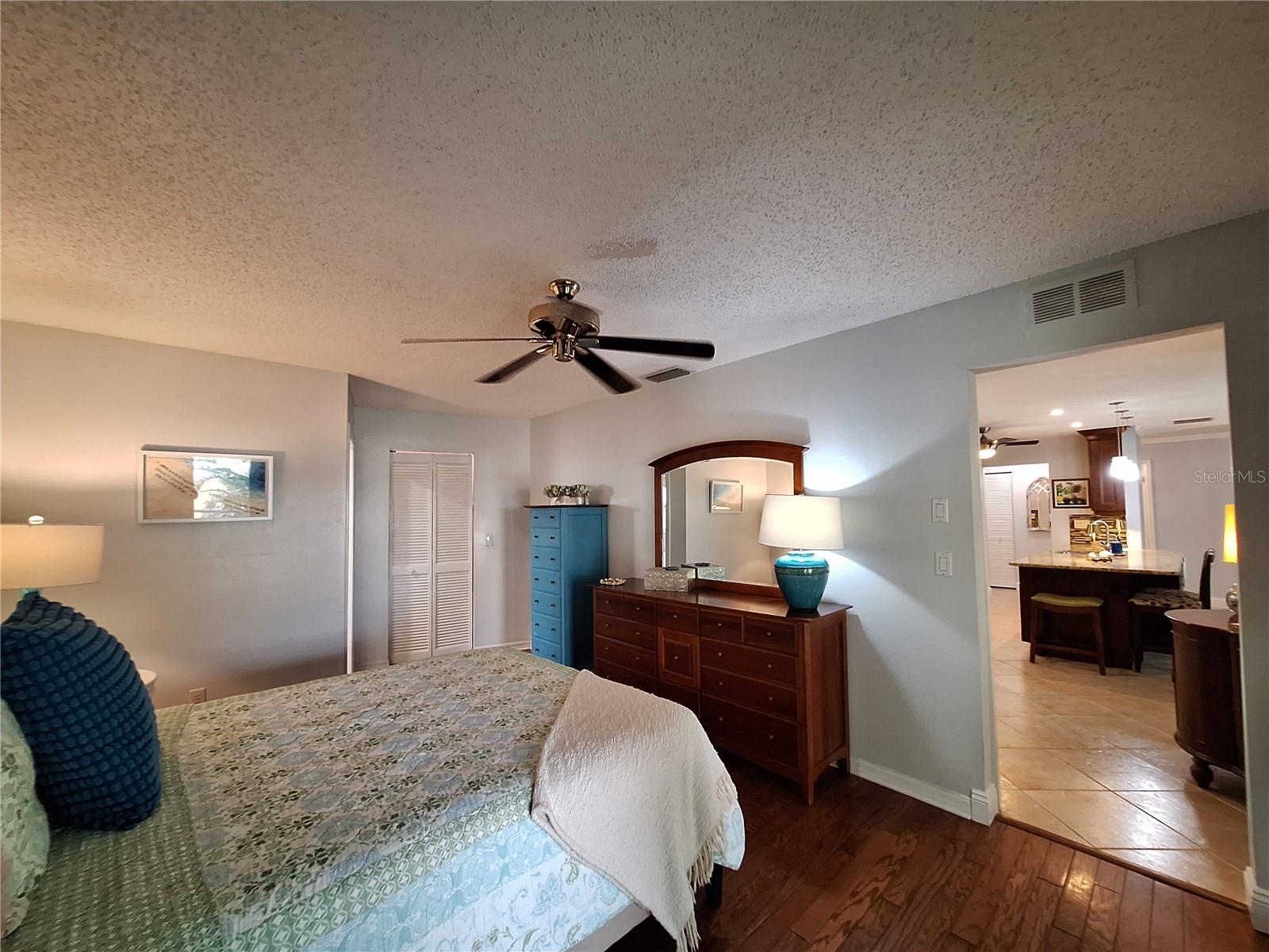 30 HARBOR LAKE CIR, SAFETY HARBOR, FL, 34695