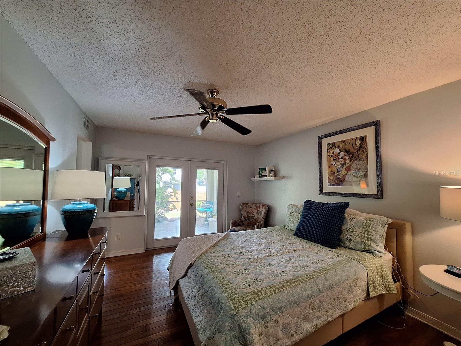30 HARBOR LAKE CIR, SAFETY HARBOR, FL, 34695