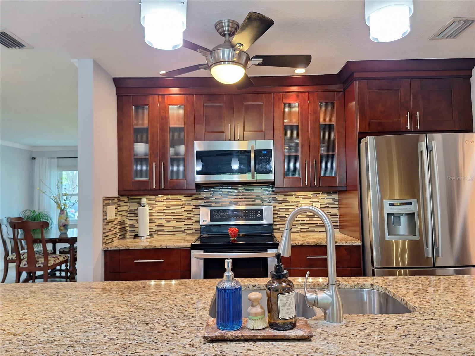 30 HARBOR LAKE CIR, SAFETY HARBOR, FL, 34695