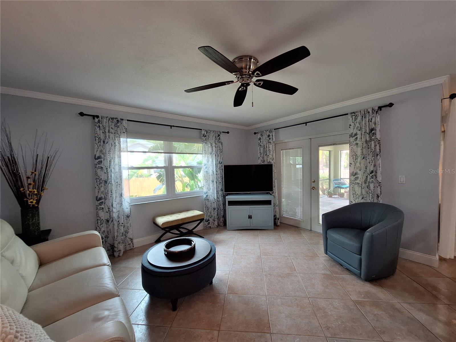 30 HARBOR LAKE CIR, SAFETY HARBOR, FL, 34695