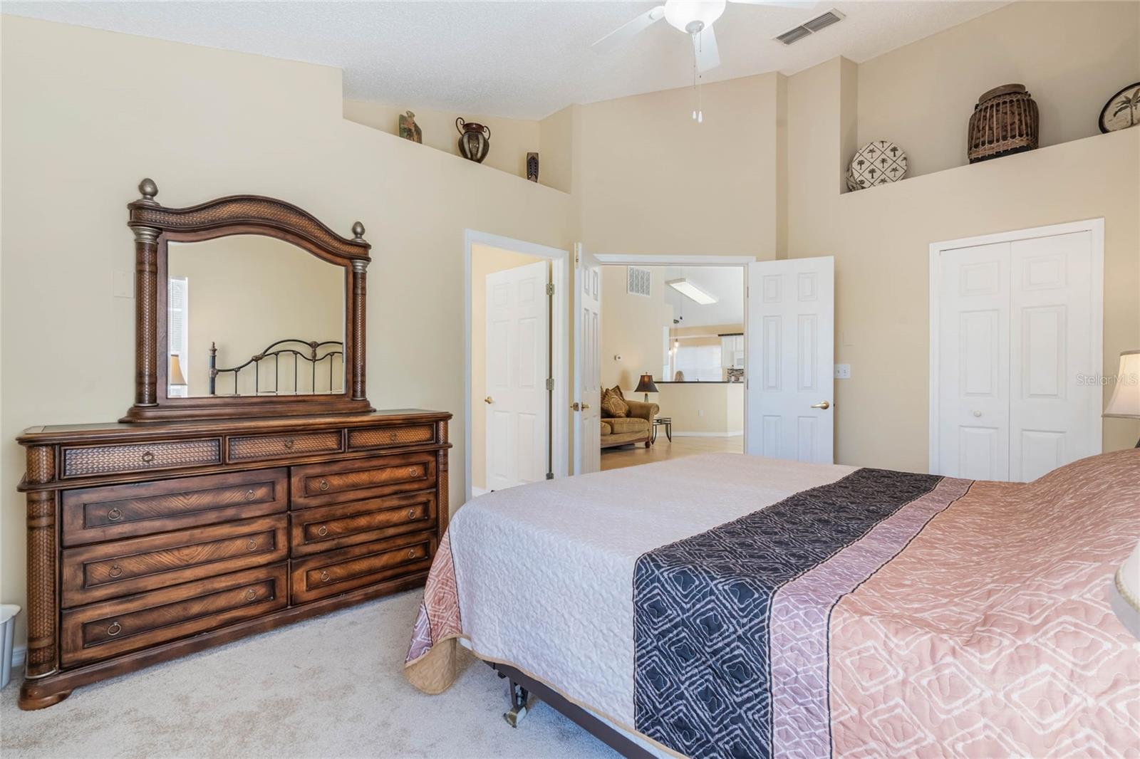 815 THOUSAND OAKS BLVD, DAVENPORT, FL, 33896
