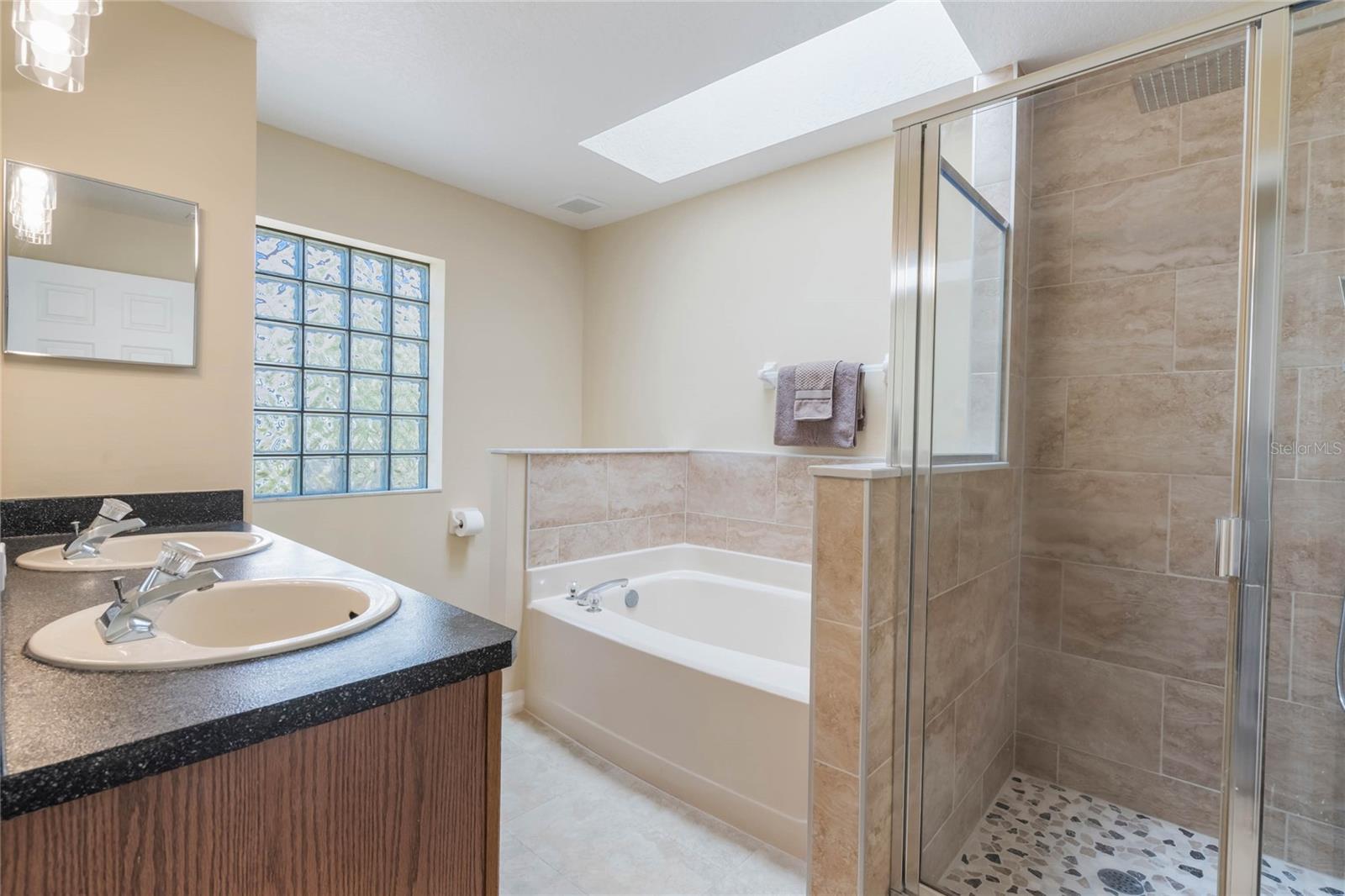 815 THOUSAND OAKS BLVD, DAVENPORT, FL, 33896