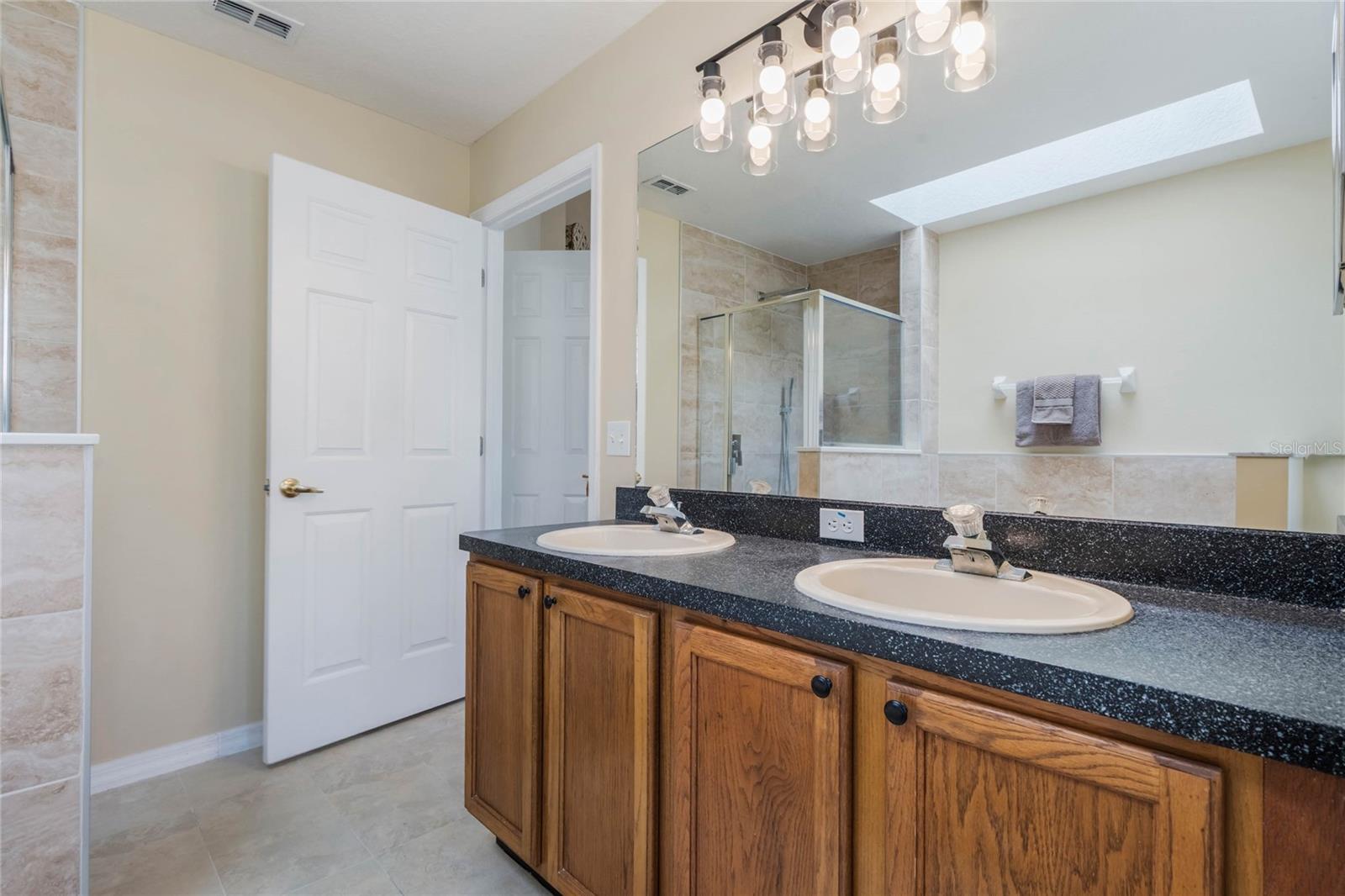 815 THOUSAND OAKS BLVD, DAVENPORT, FL, 33896