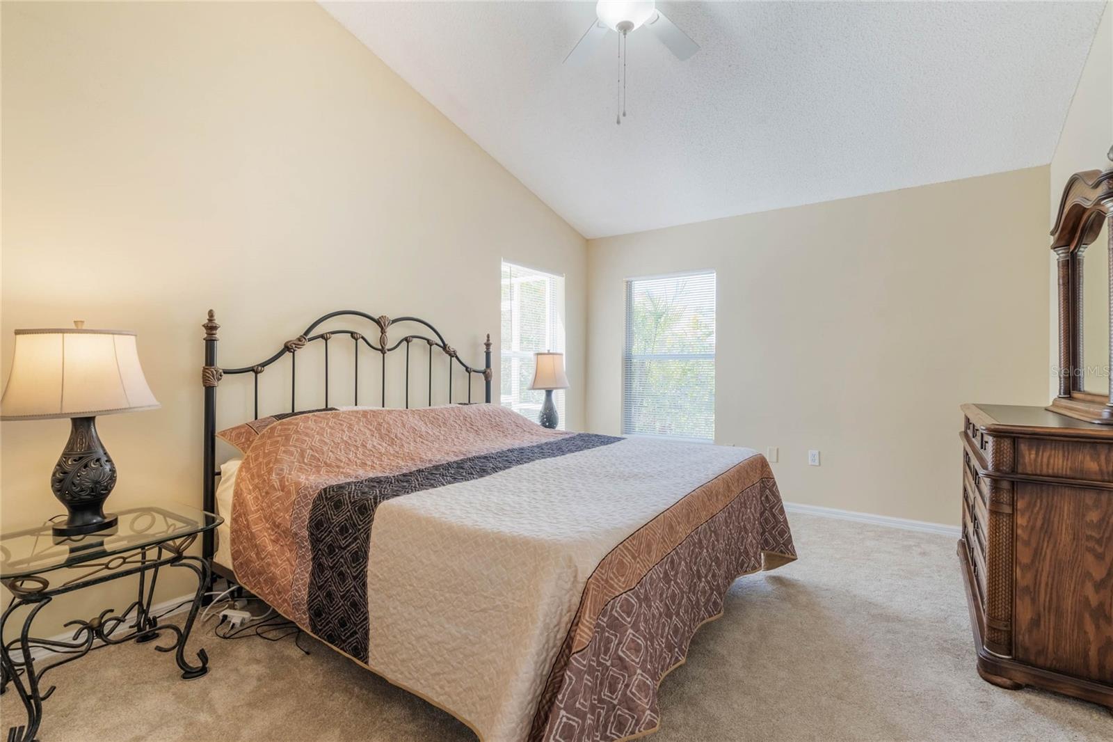 815 THOUSAND OAKS BLVD, DAVENPORT, FL, 33896