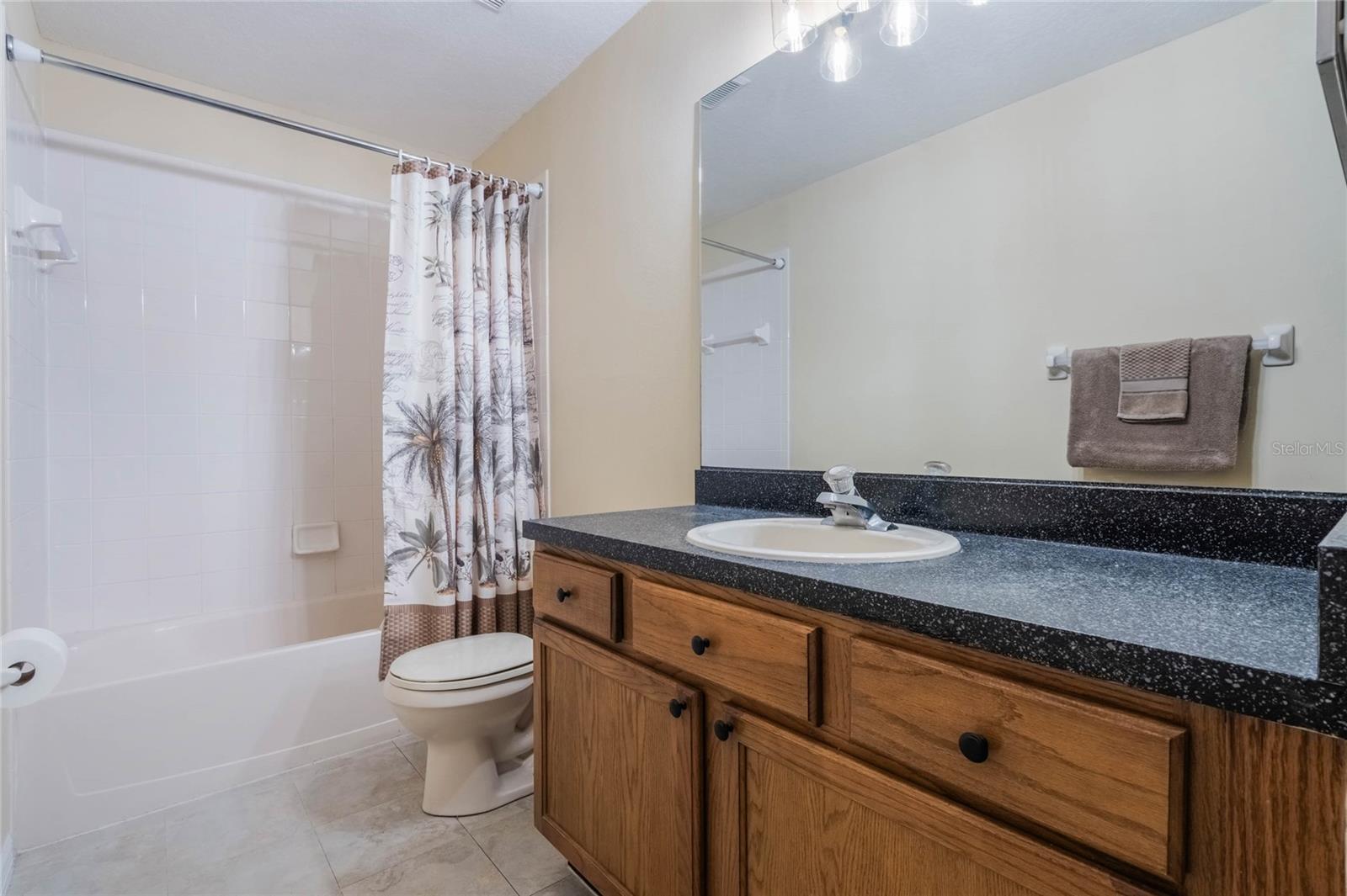 815 THOUSAND OAKS BLVD, DAVENPORT, FL, 33896