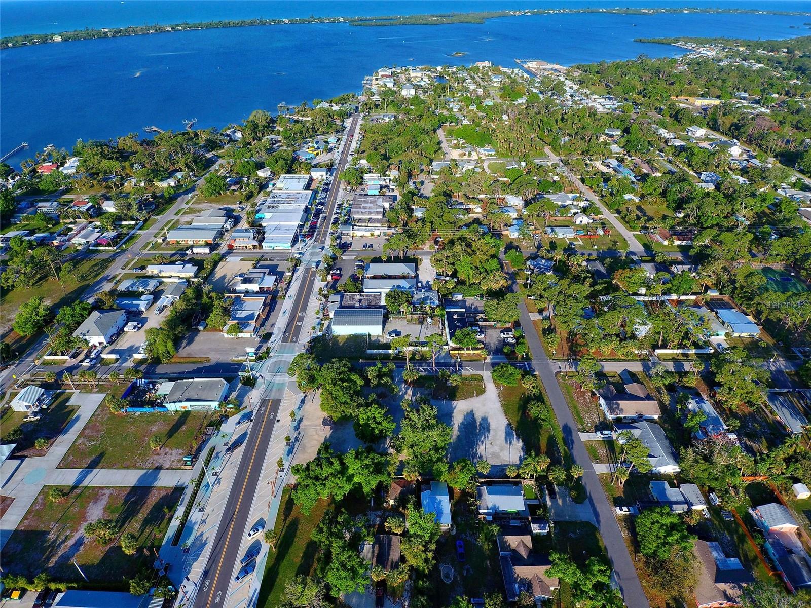 348 W DEARBORN ST, ENGLEWOOD, FL, 34223