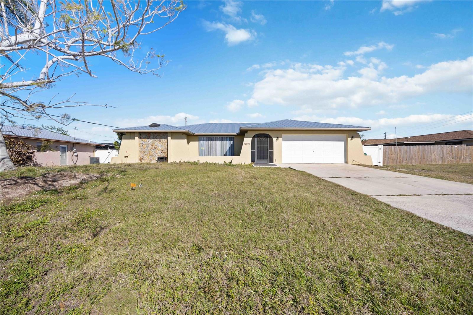 19990 MIDWAY BLVD, PORT CHARLOTTE, FL, 33948