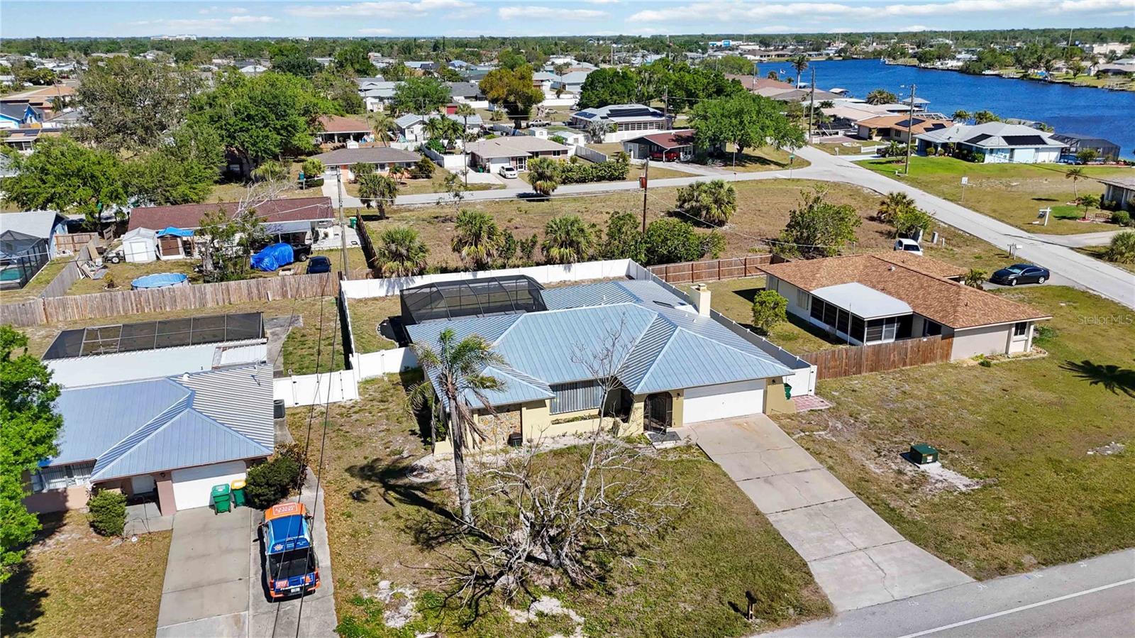 19990 MIDWAY BLVD, PORT CHARLOTTE, FL, 33948