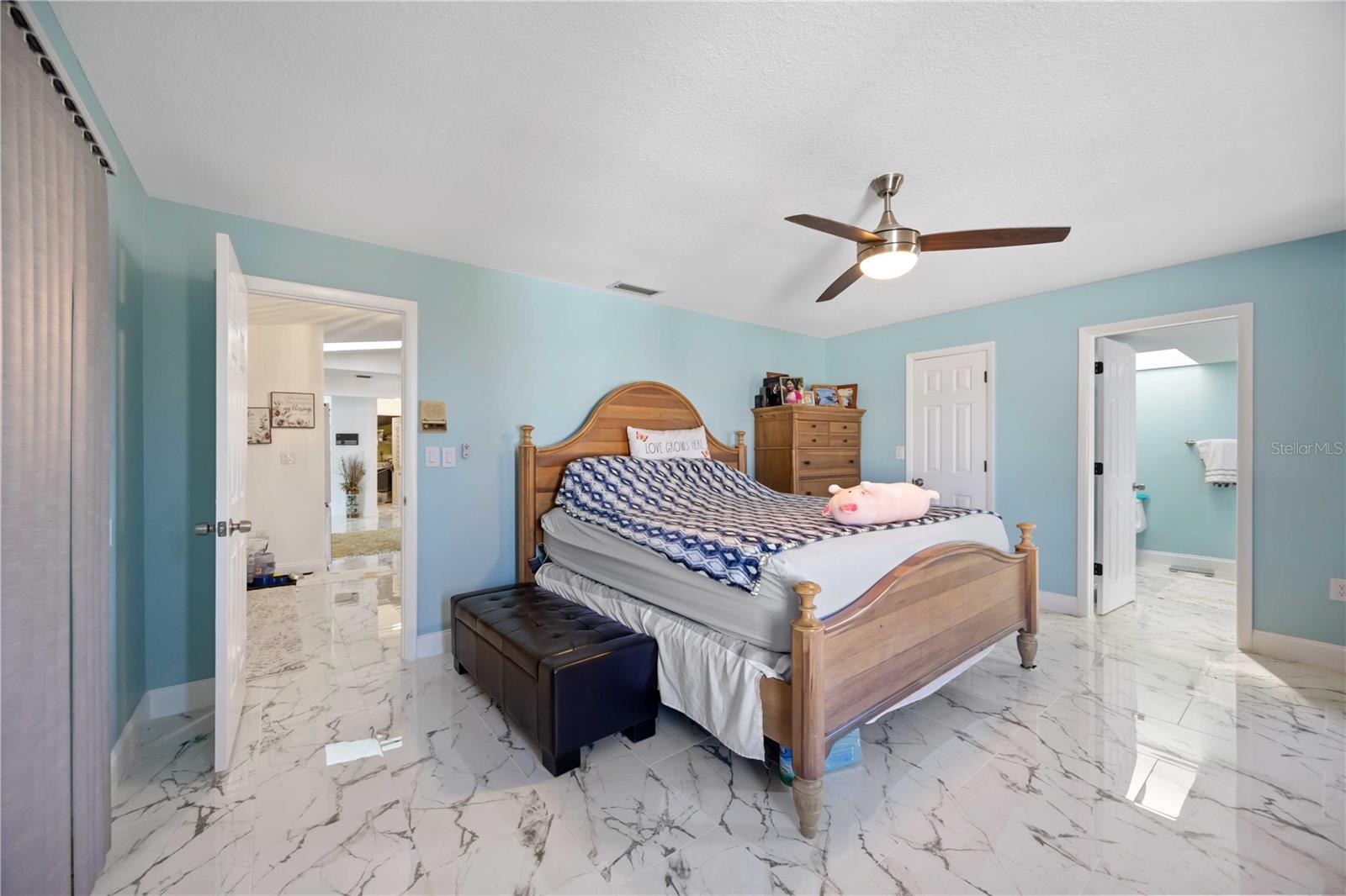 19990 MIDWAY BLVD, PORT CHARLOTTE, FL, 33948