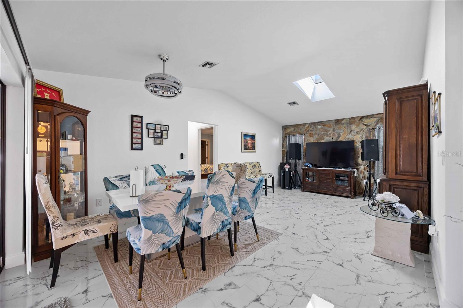 19990 MIDWAY BLVD, PORT CHARLOTTE, FL, 33948