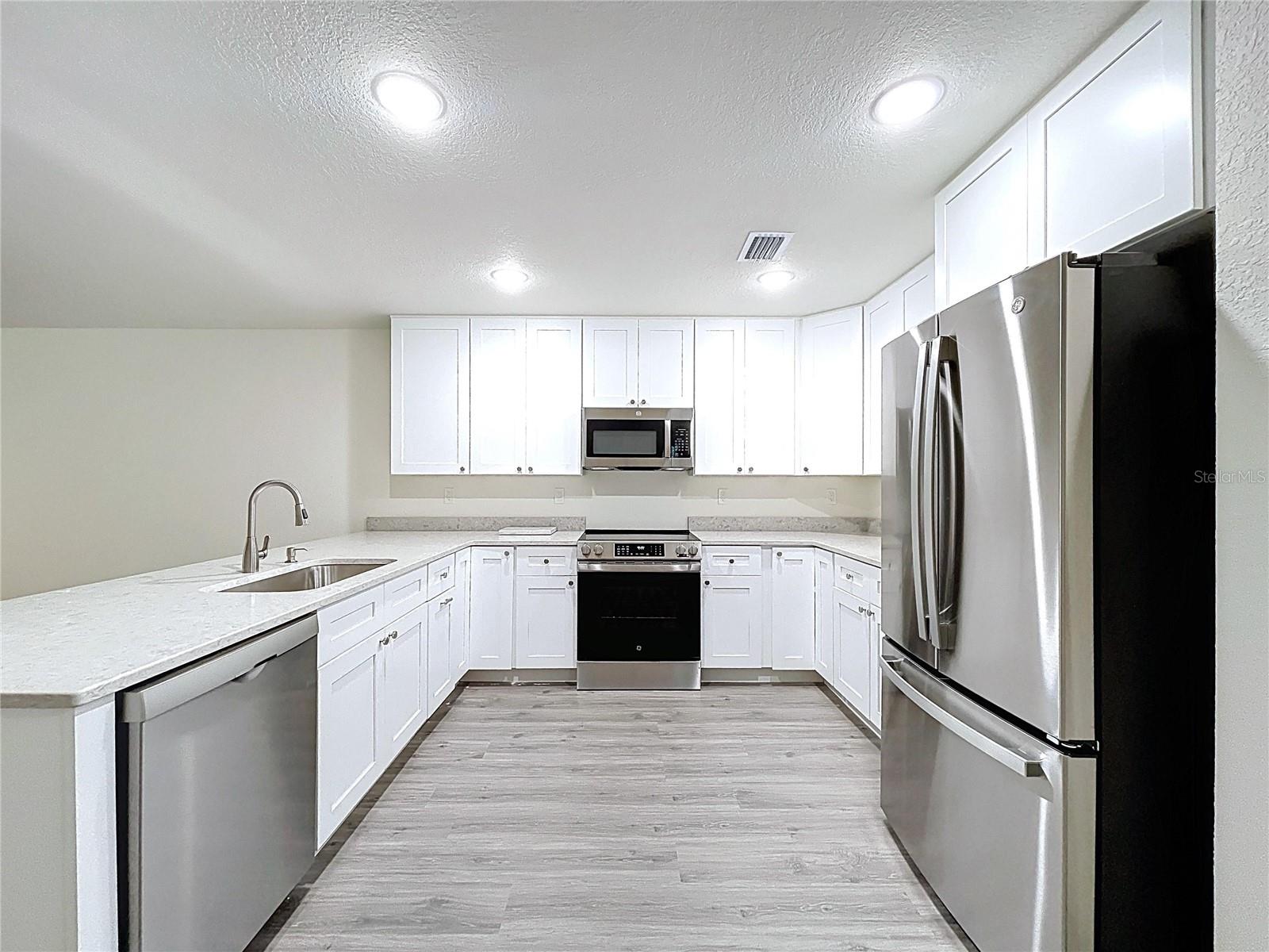 3023 THORNHILL RD, WINTER HAVEN, FL, 33880