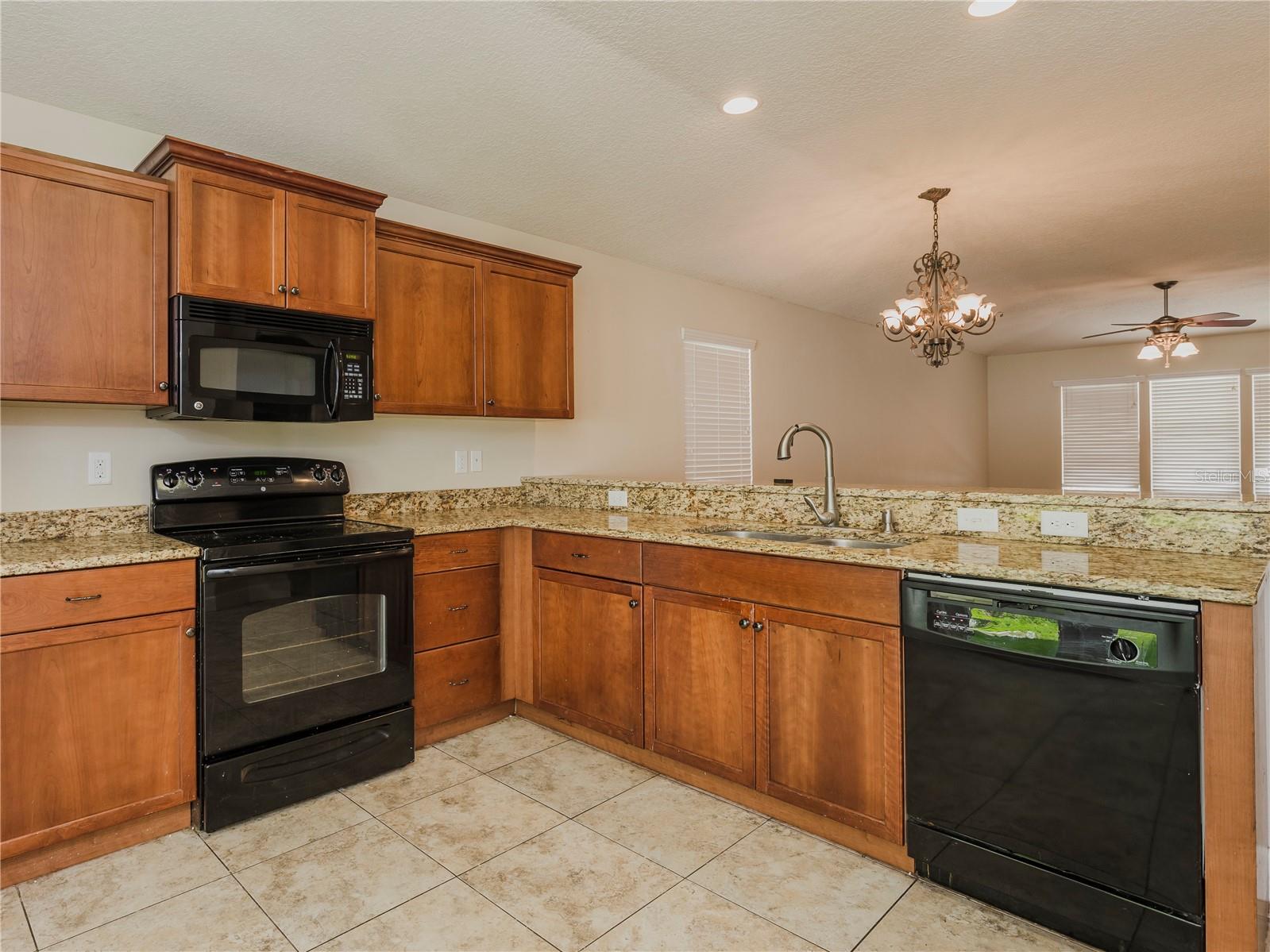 20463 NW 248TH DR, HIGH SPRINGS, FL, 32643