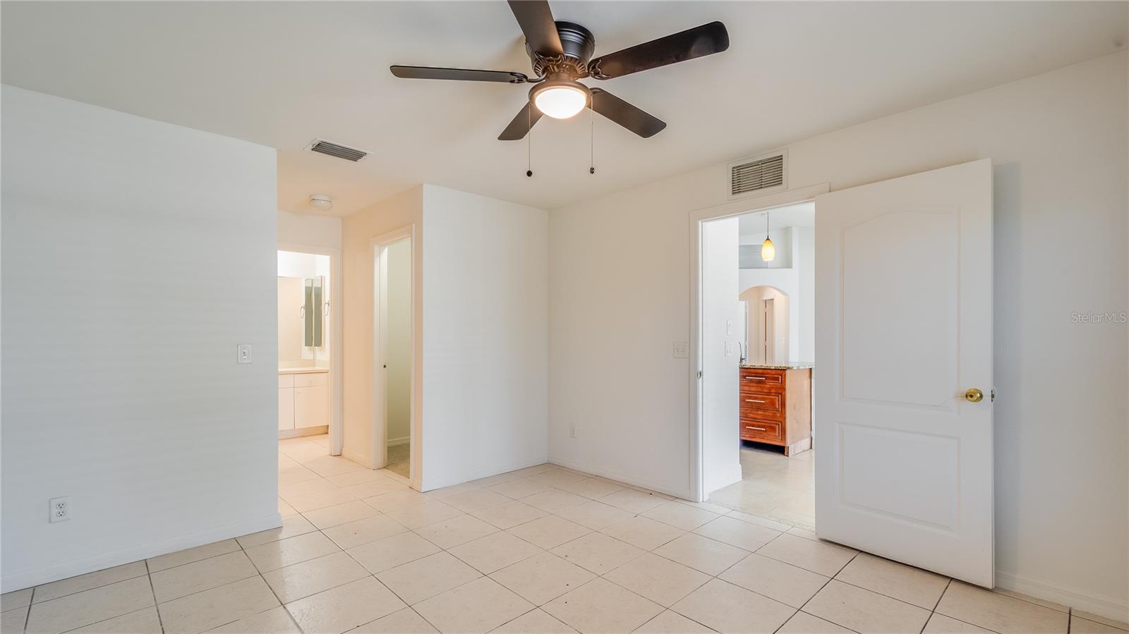 1403 XELDA AVE S, LEHIGH ACRES, FL, 33976