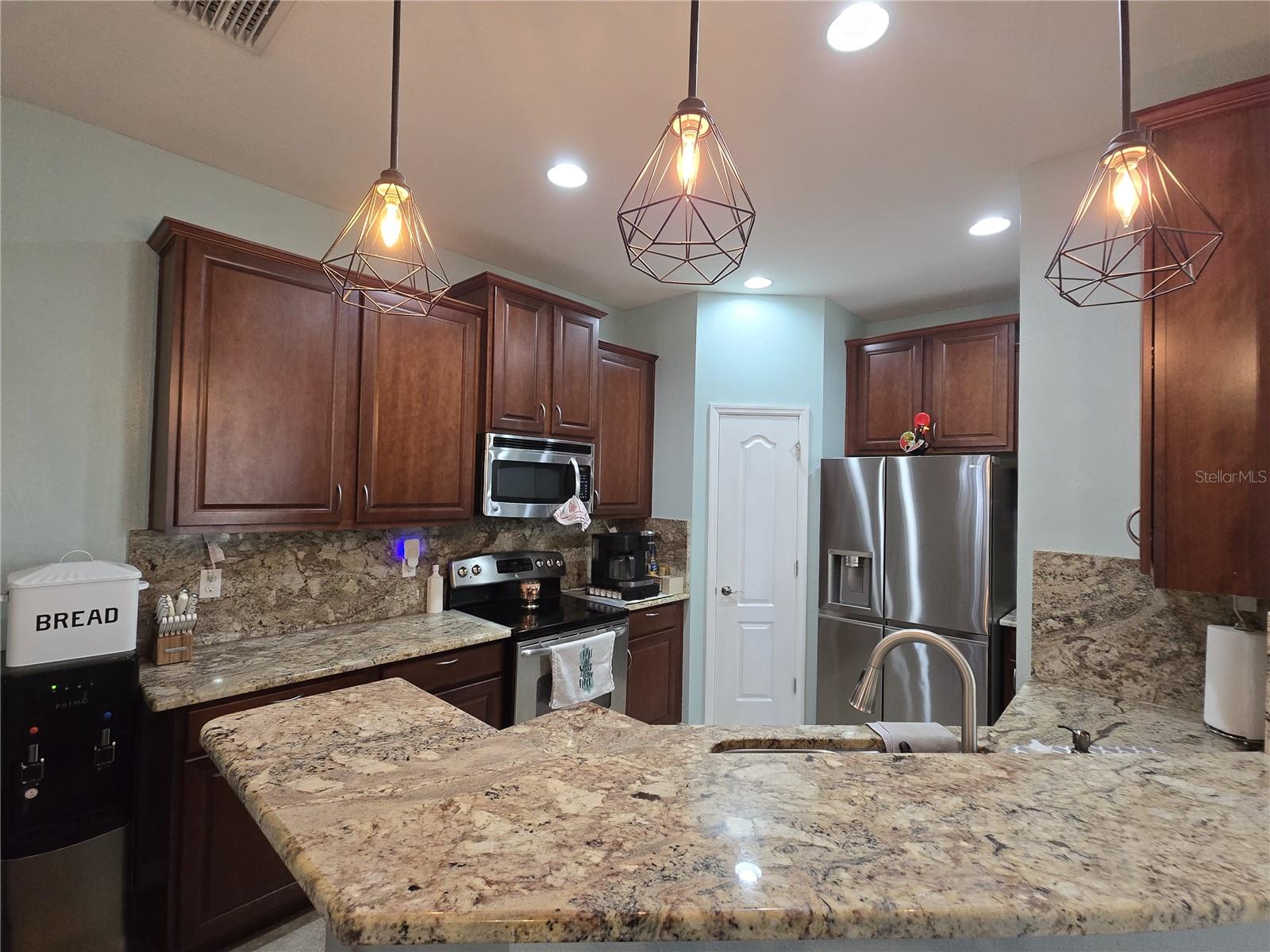 8405 BLUE ROCK DR, NEW PORT RICHEY, FL, 34653