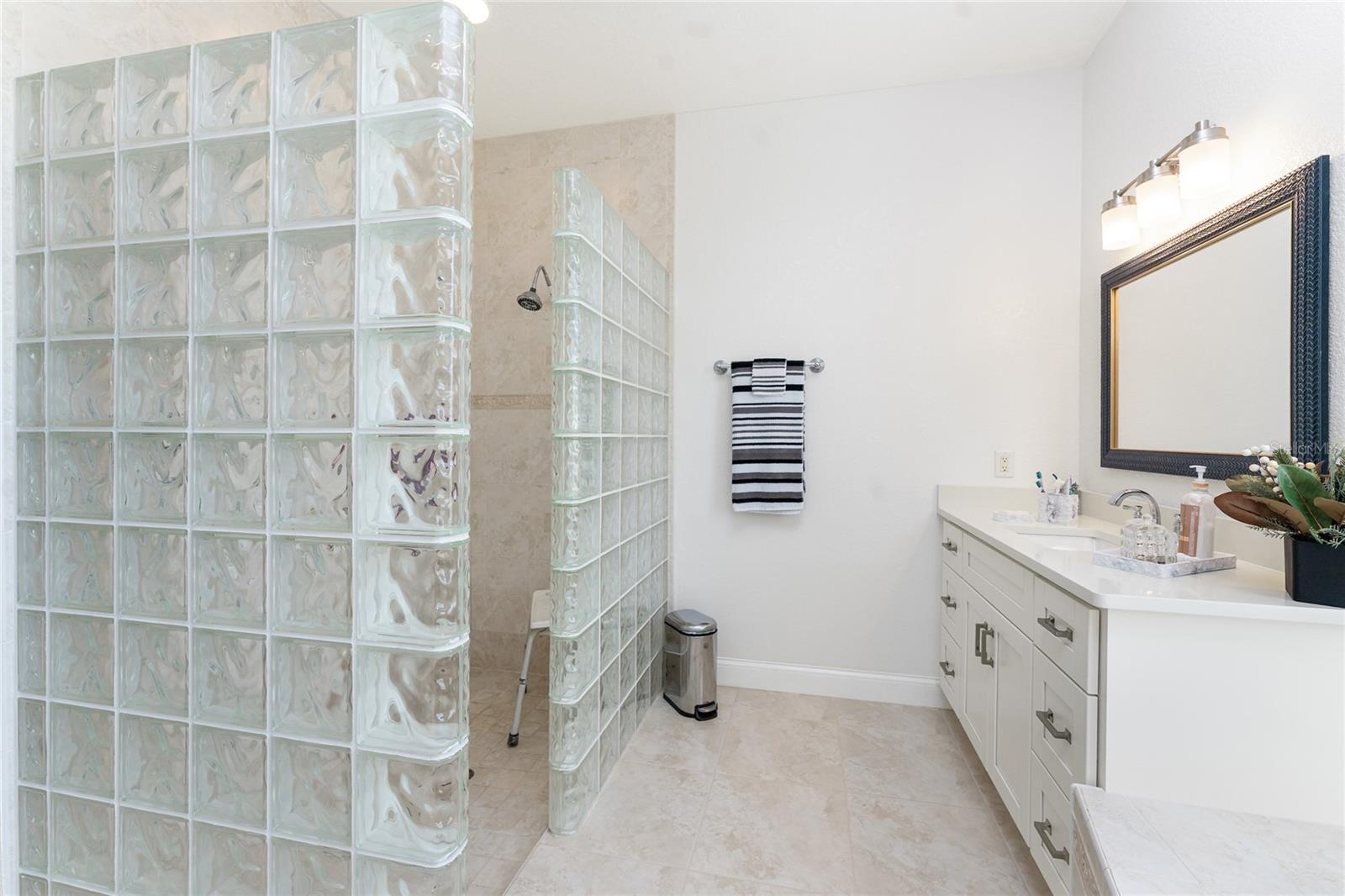 619 BOUNDARY BLVD, ROTONDA WEST, FL, 33947