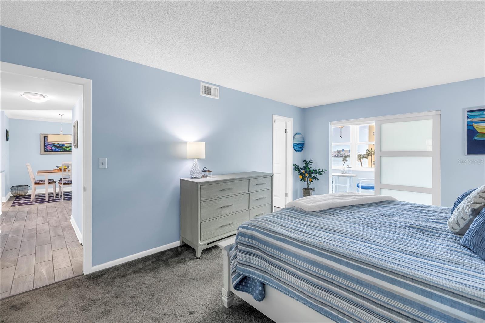 4550 COVE CIR #408, ST PETERSBURG, FL, 33708