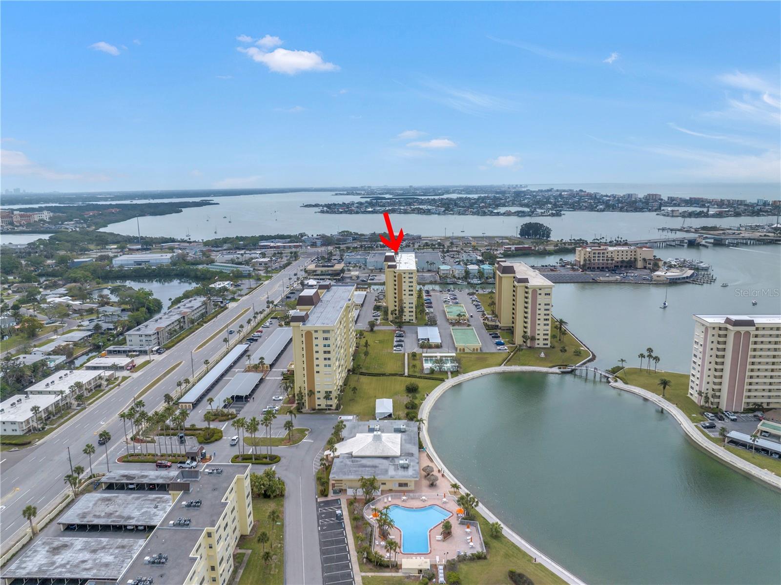 4550 COVE CIR #408, ST PETERSBURG, FL, 33708