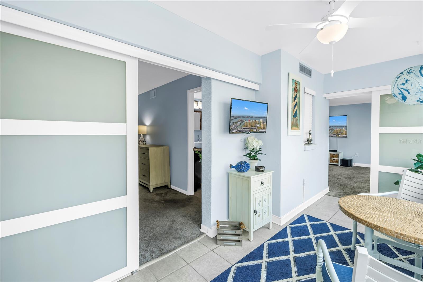 4550 COVE CIR #408, ST PETERSBURG, FL, 33708