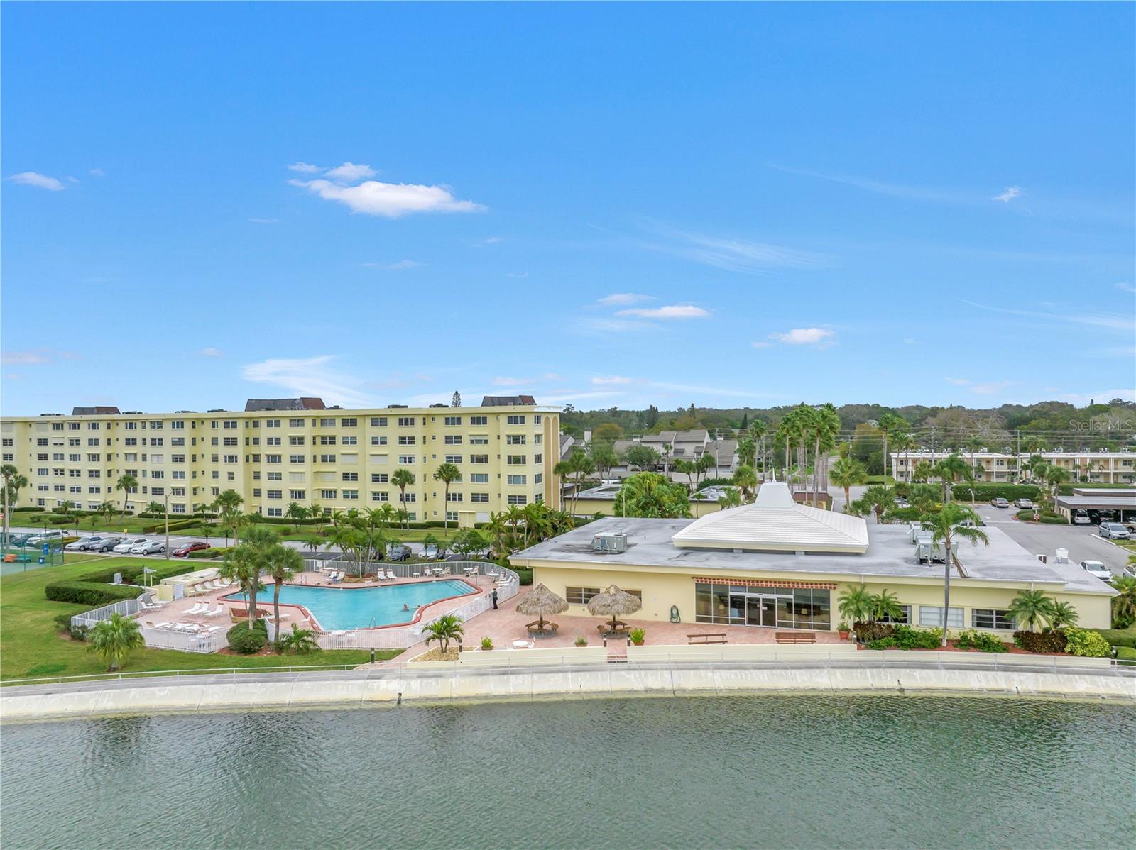 4550 COVE CIR #408, ST PETERSBURG, FL, 33708