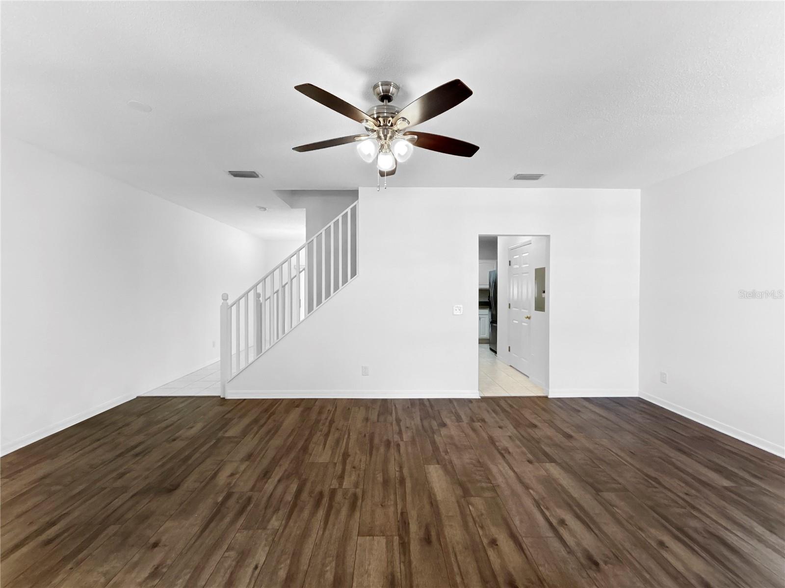30132 WELLESLEY WAY, WESLEY CHAPEL, FL, 33543