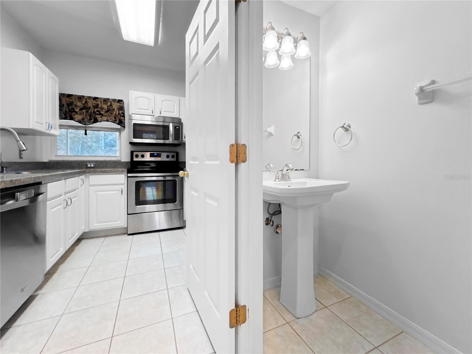 30132 WELLESLEY WAY, WESLEY CHAPEL, FL, 33543