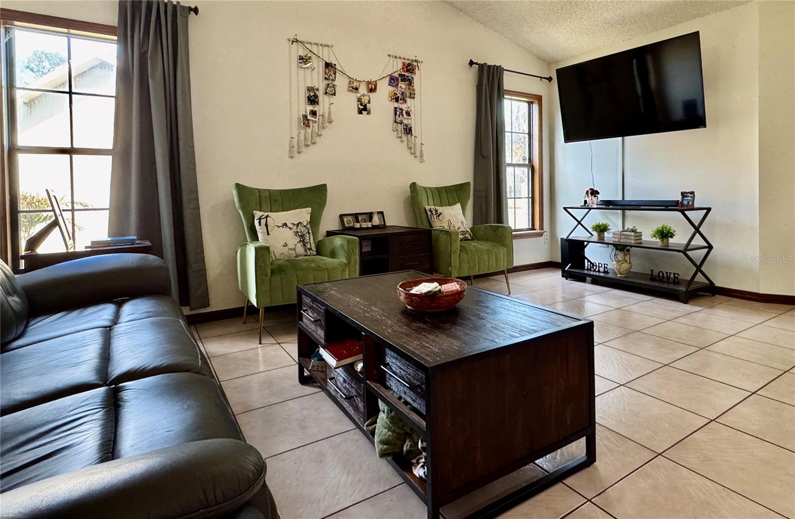 324 BONITA RD, DEBARY, FL, 32713