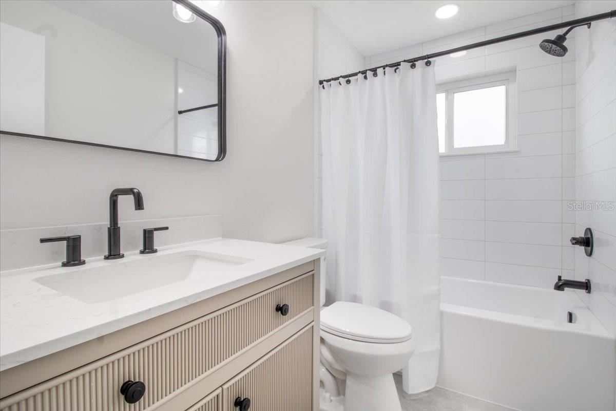 1924 SKY DR, CLEARWATER, FL, 33755