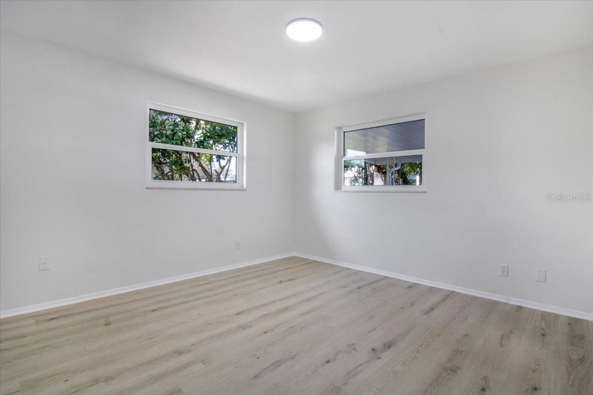 1924 SKY DR, CLEARWATER, FL, 33755