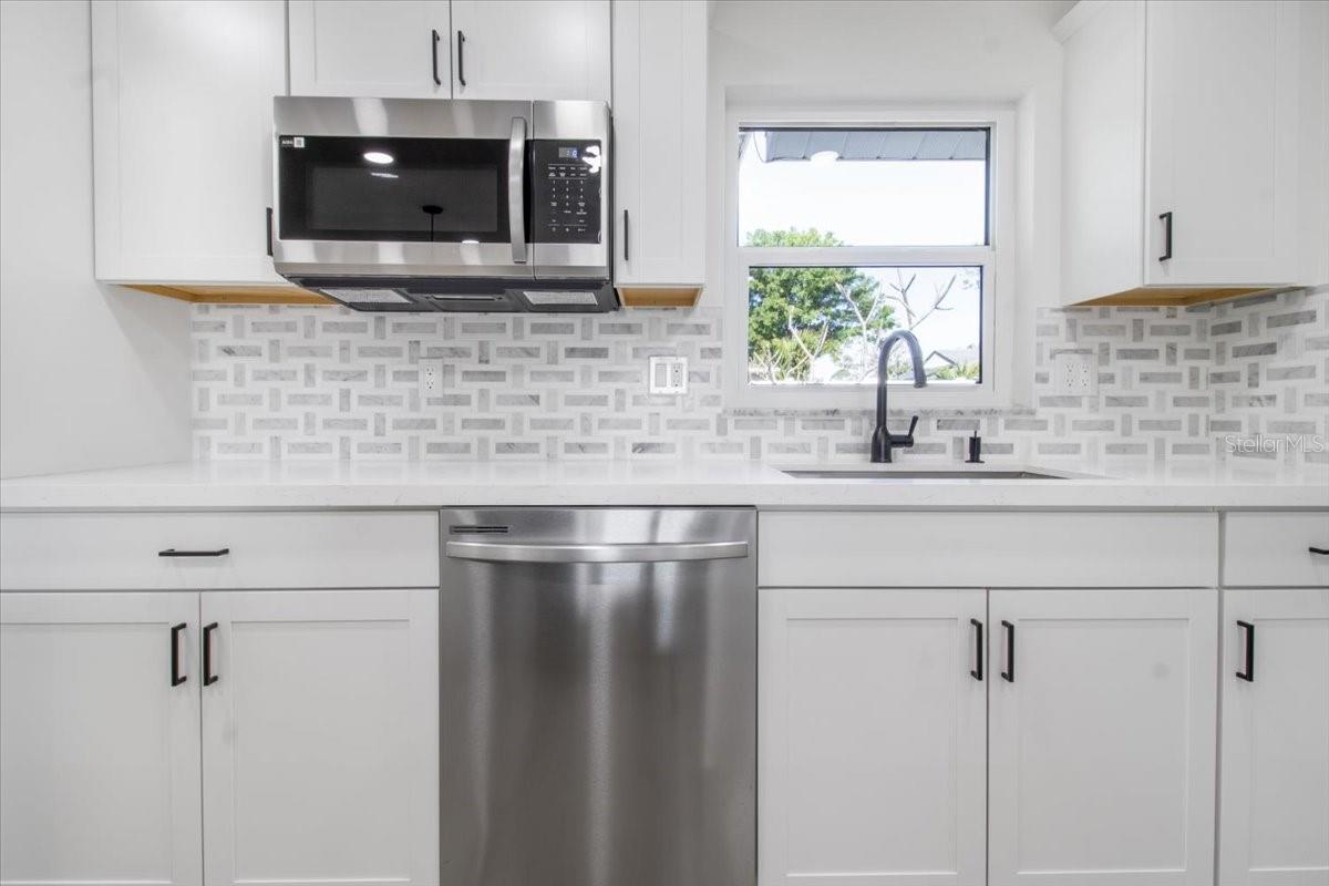 1924 SKY DR, CLEARWATER, FL, 33755