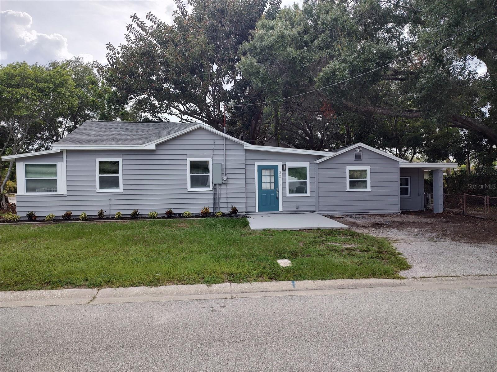 301 MYSTIC LAKE DR N, ST PETERSBURG, FL, 33702