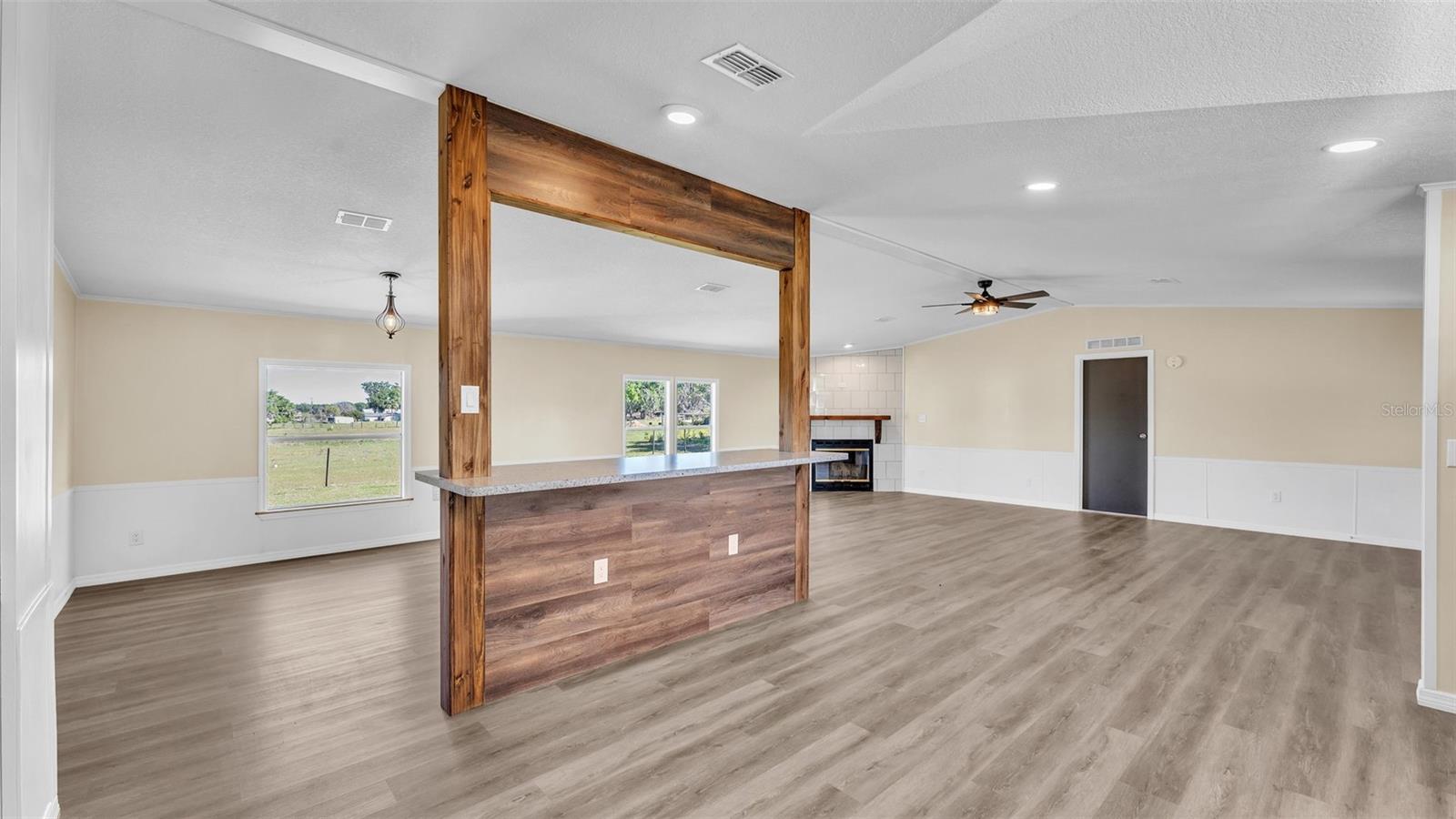 3002 MIDWAY RD, PLANT CITY, FL, 33565