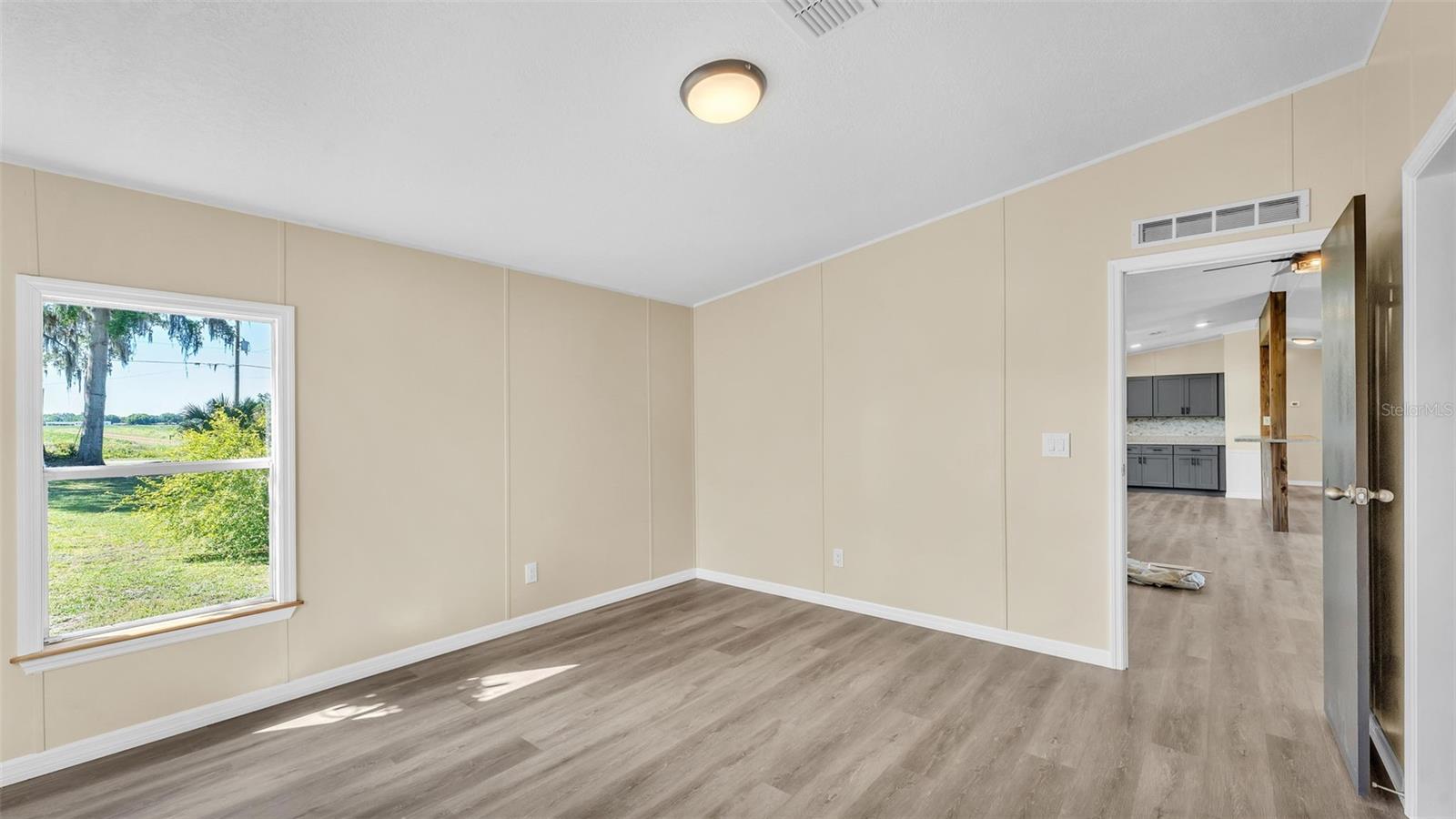 3002 MIDWAY RD, PLANT CITY, FL, 33565