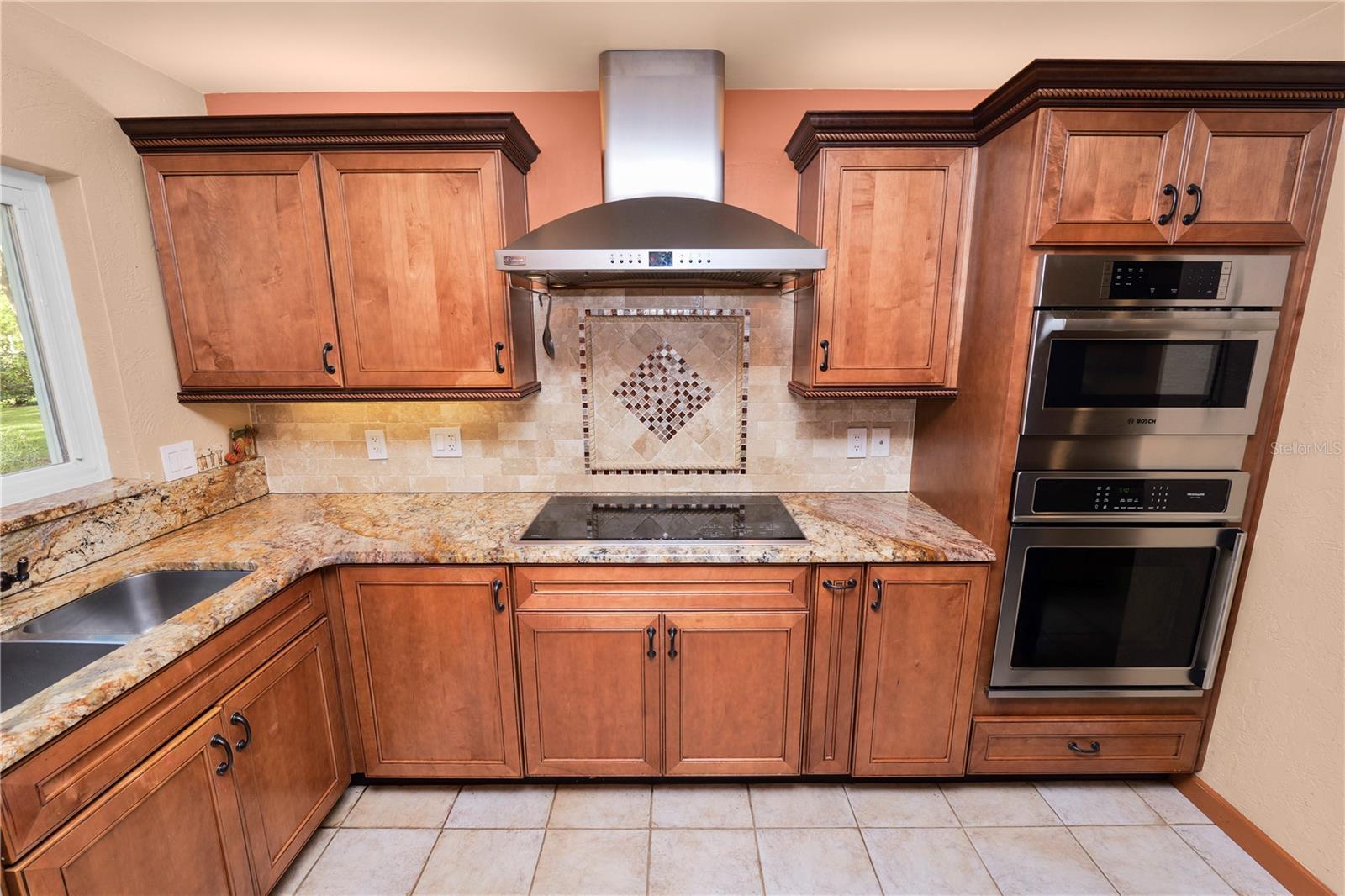 5502 IKE SMITH RD, PLANT CITY, FL, 33565
