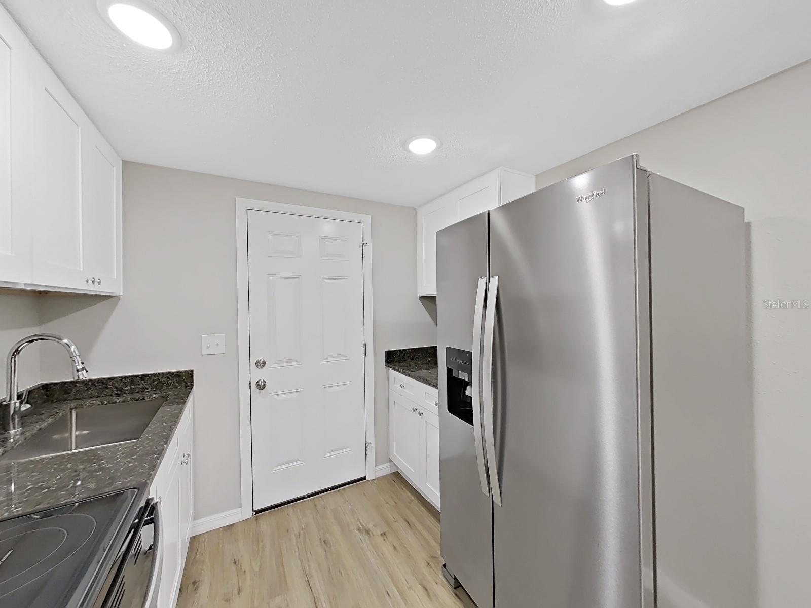 10404 HERSHEY RD, THONOTOSASSA, FL, 33592