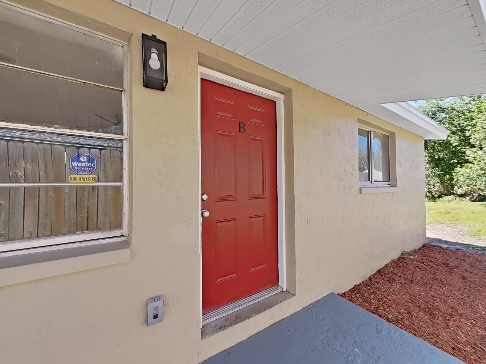 10404 HERSHEY RD, THONOTOSASSA, FL, 33592