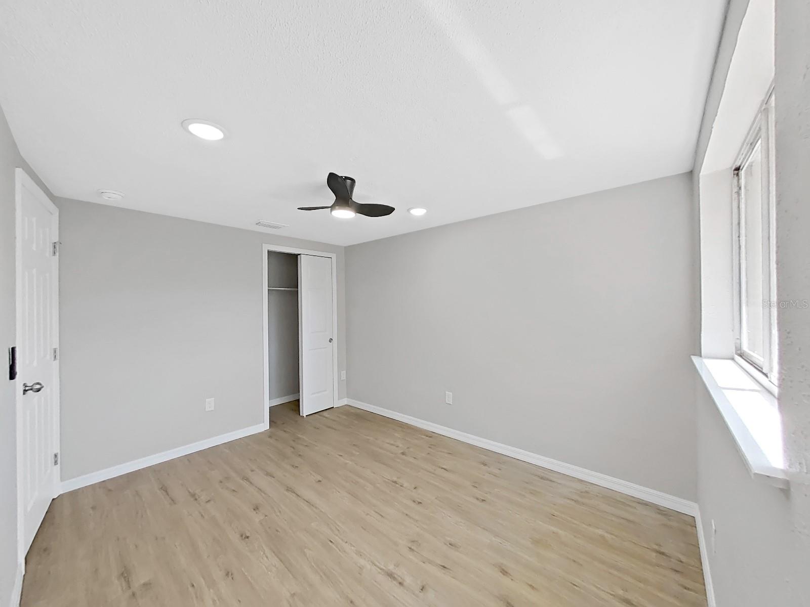 10404 HERSHEY RD, THONOTOSASSA, FL, 33592