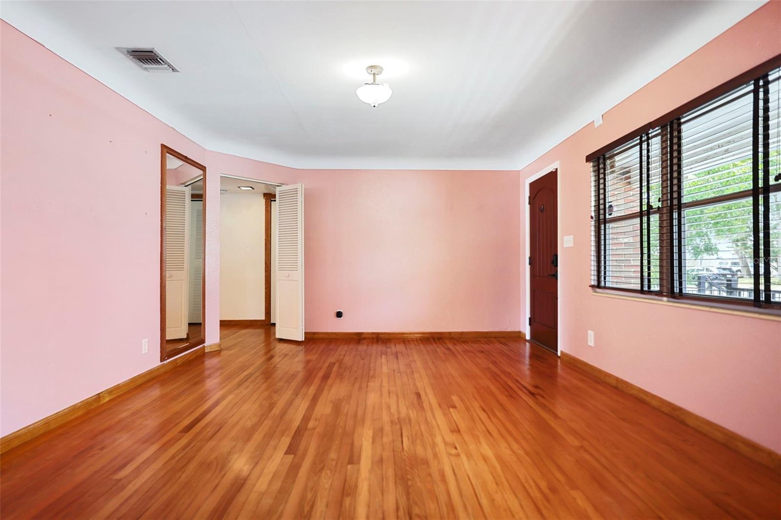 5010 45TH AVE N, ST PETERSBURG, FL, 33709