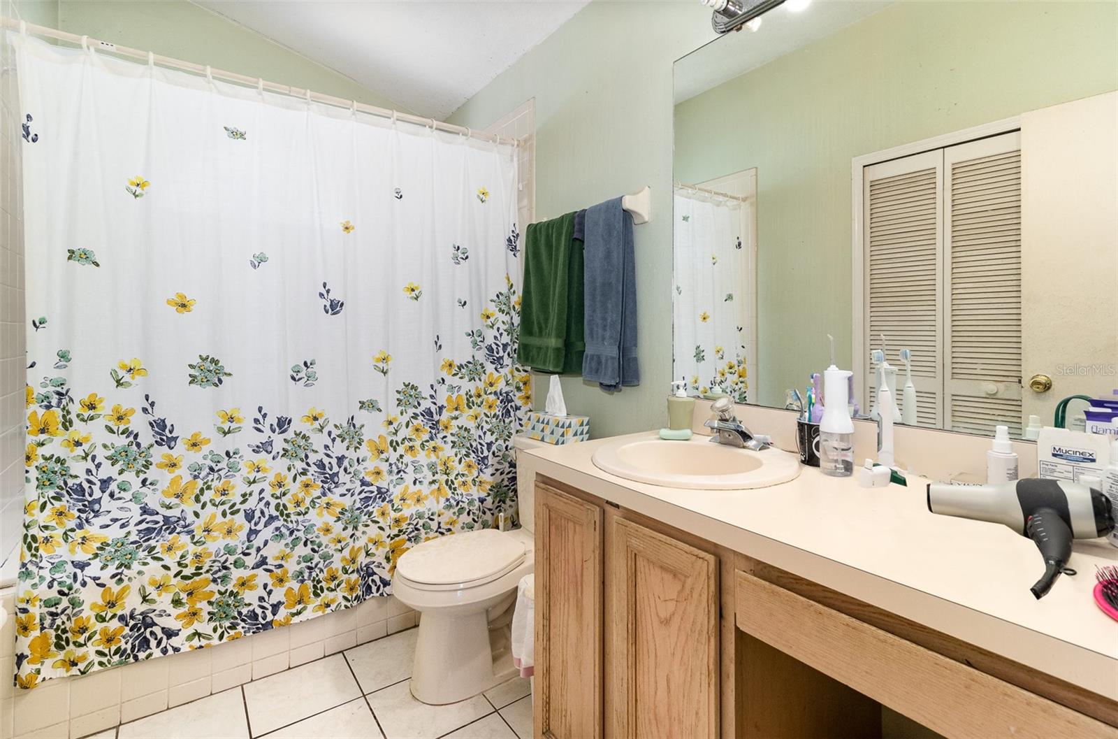 946 LITTLE CREEK RD, ORLANDO, FL, 32825