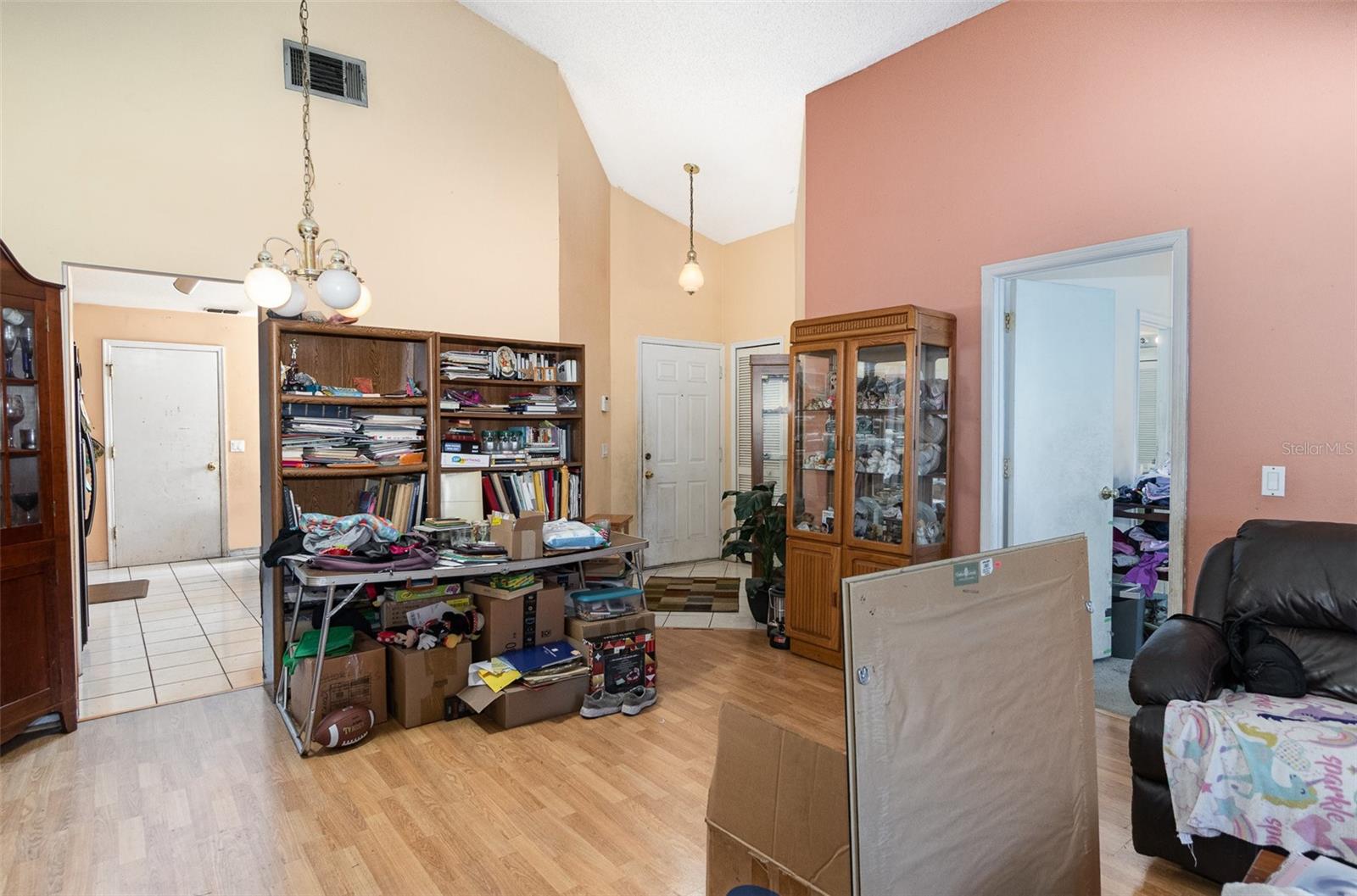 946 LITTLE CREEK RD, ORLANDO, FL, 32825